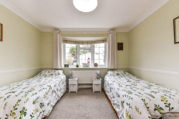 Additional Property Image 3 bedroom Detached Bungalow for sale in Chichester 20