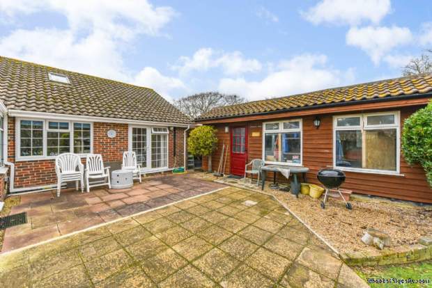 Additional Property Image 3 bedroom Detached Bungalow for sale in Chichester 8