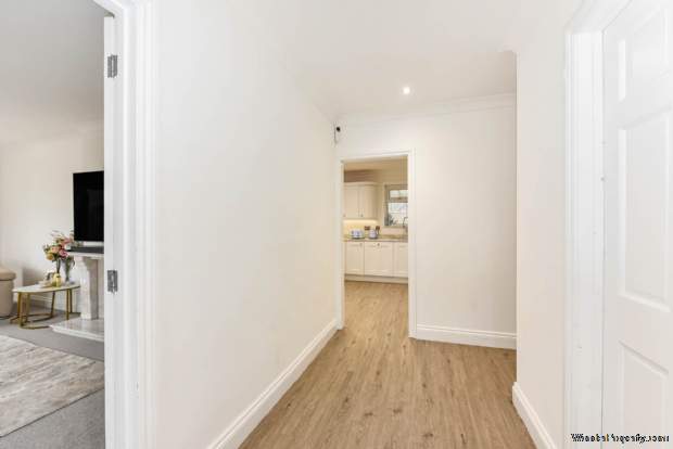 Additional Property Image 4 bedroom Detached Bungalow for sale in Chichester 10