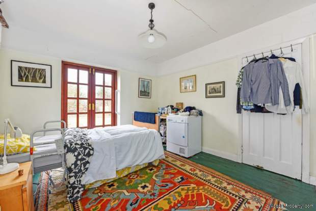 Additional Property Image 3 bedroom Semi Detached for sale in Chichester 8