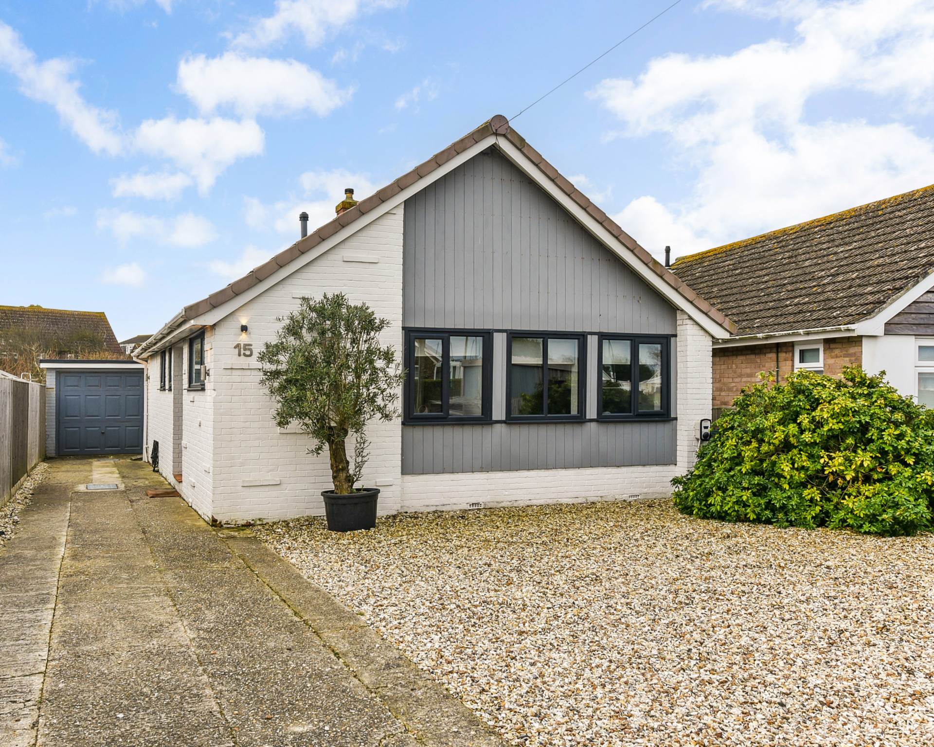 3 bedroom Detached Bungalow for sale in Chichester