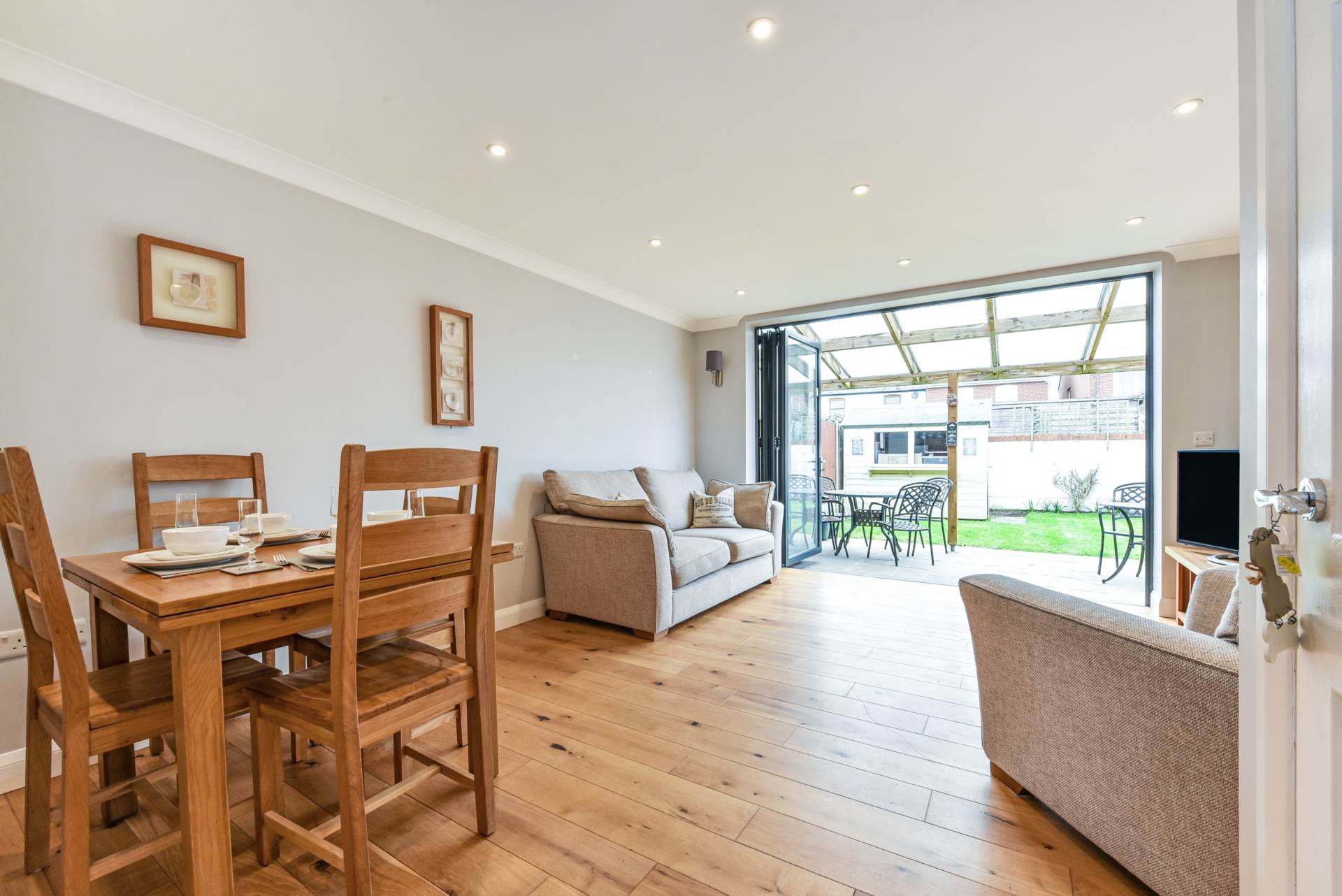 Additional Property Image 2 bedroom Semi Detached for sale in Chichester 5