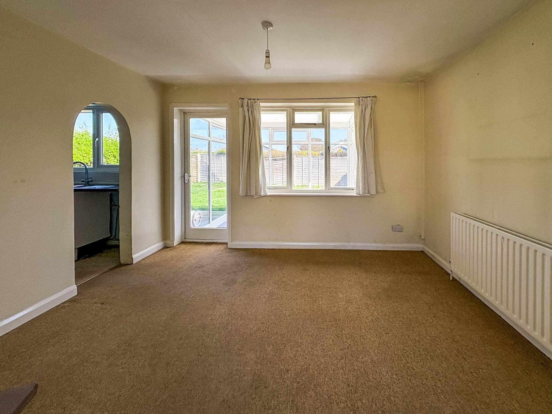 Additional Property Image 2 bedroom Bungalow for sale in Chichester 11