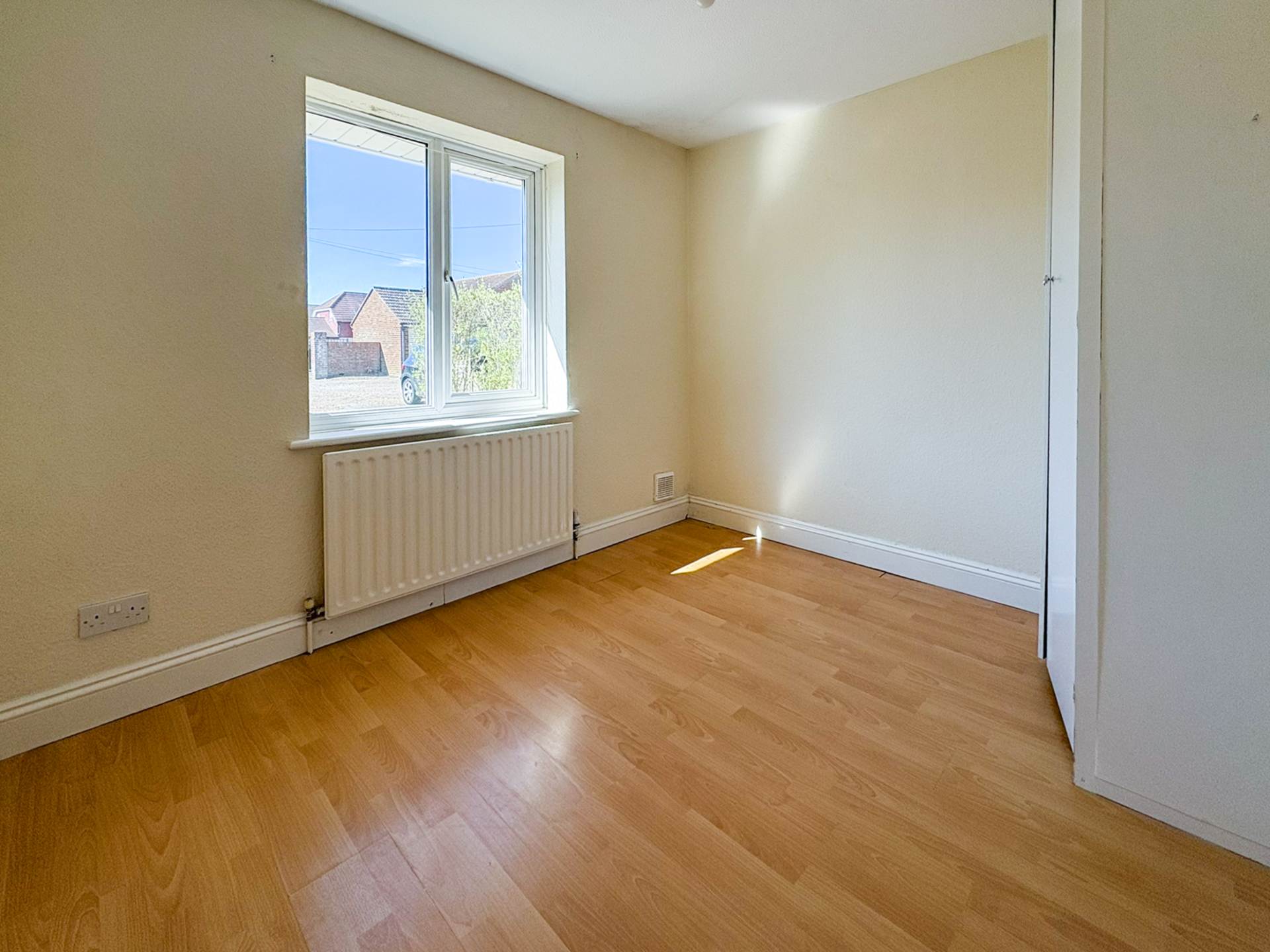 Additional Property Image 2 bedroom Bungalow for sale in Chichester 6