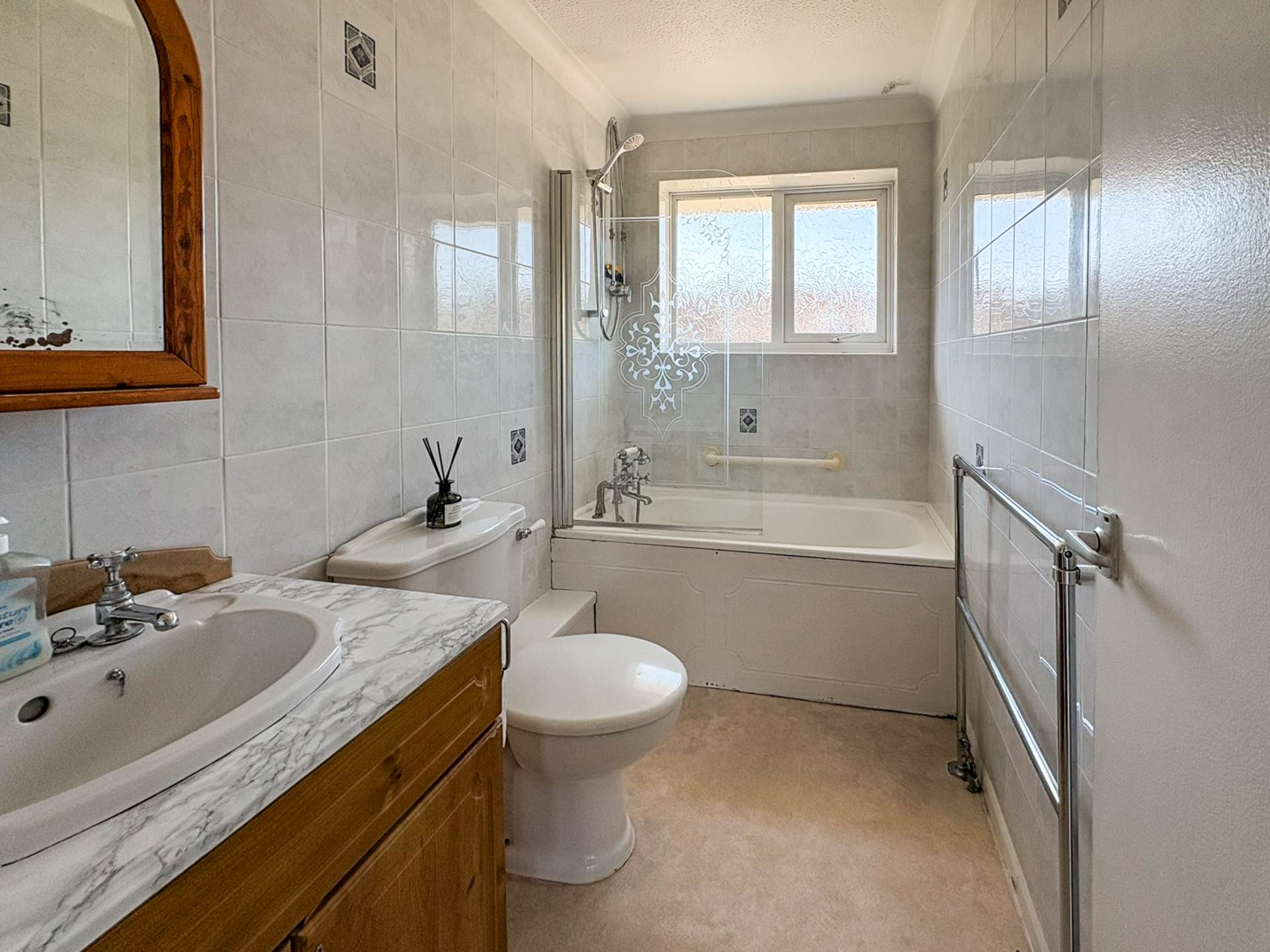 Additional Property Image 2 bedroom Bungalow for sale in Chichester 7