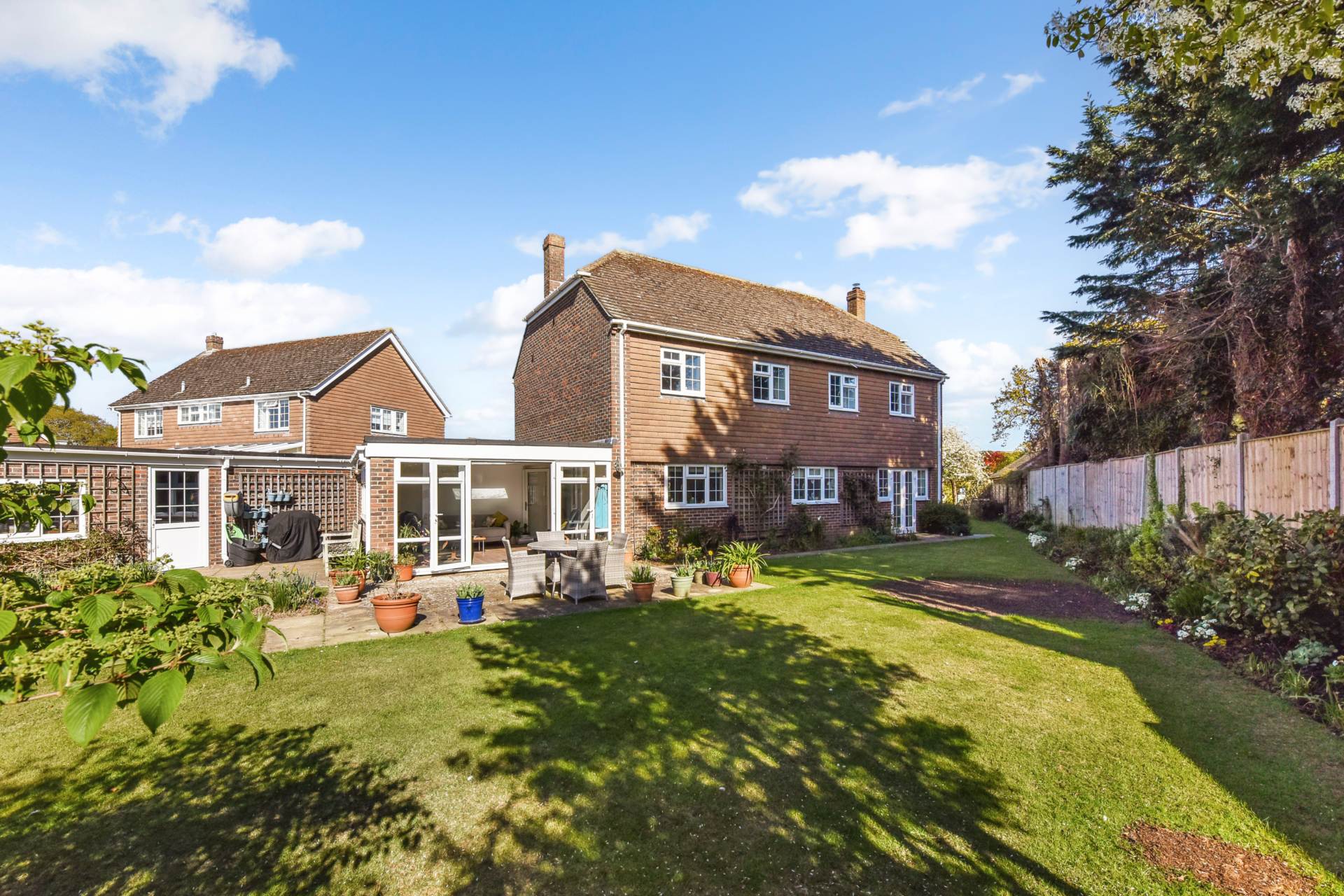 Additional Property Image 4 bedroom Detached for sale in Chichester 2