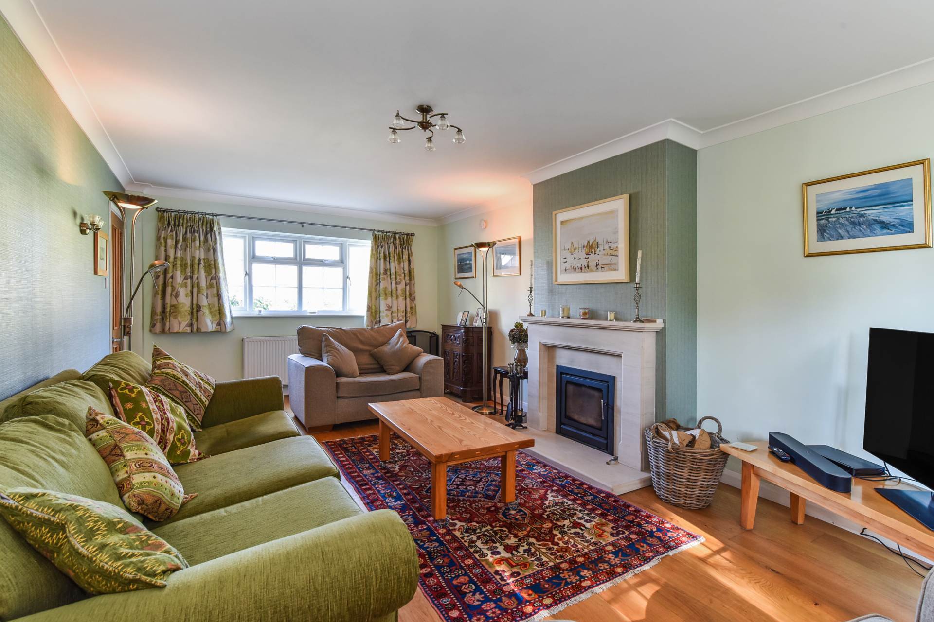 Additional Property Image 4 bedroom Detached for sale in Chichester 6
