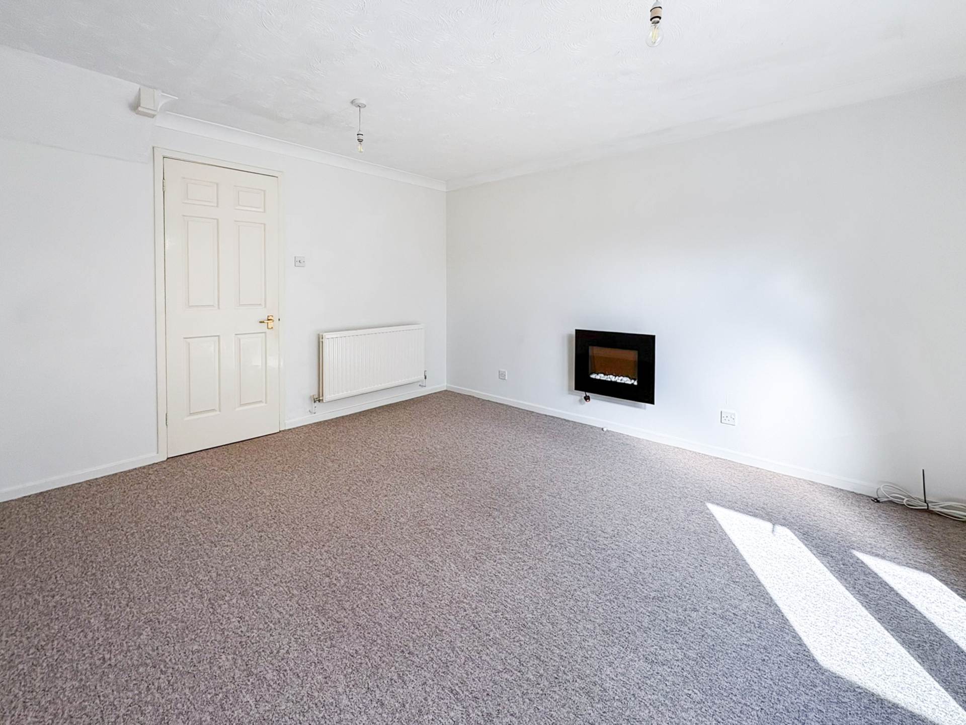 Additional Property Image 2 bedroom Terraced for sale in Chichester 6