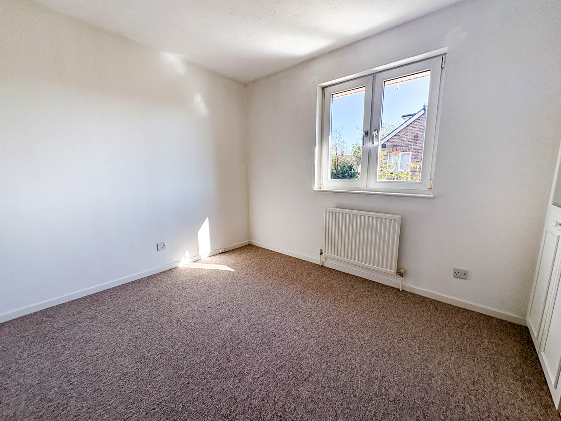 Additional Property Image 2 bedroom Terraced for sale in Chichester 14