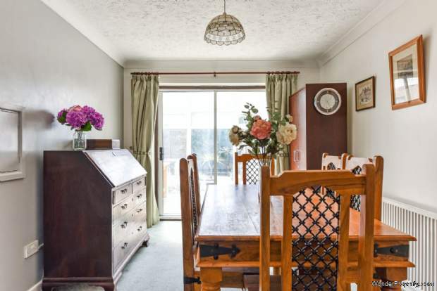 Additional Property Image 3 bedroom Detached for sale in Chichester 7