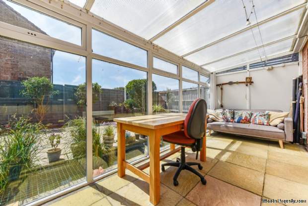 Additional Property Image 3 bedroom Detached for sale in Chichester 8
