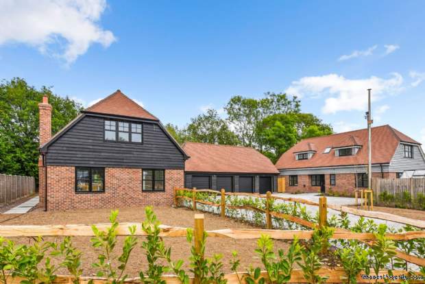Additional Property Image 4 bedroom Detached for sale in Chichester 2