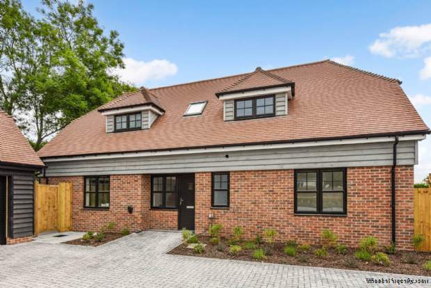 Additional Property Image 4 bedroom Detached for sale in Chichester 5