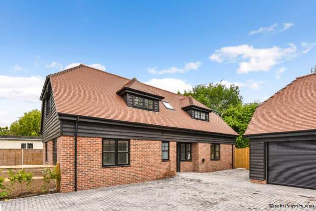 Additional Property Image 4 bedroom Detached for sale in Chichester 10