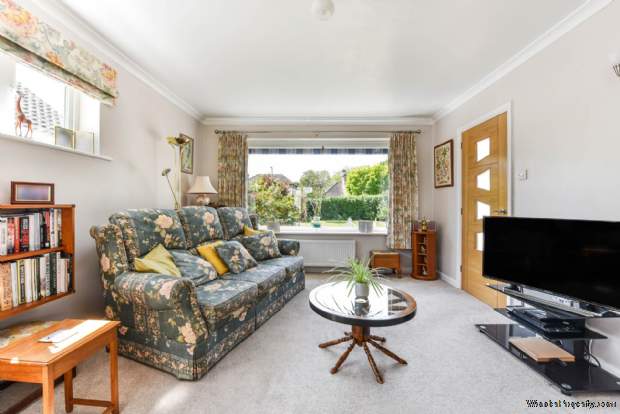 Additional Property Image 2 bedroom Detached Bungalow for sale in Chichester 5