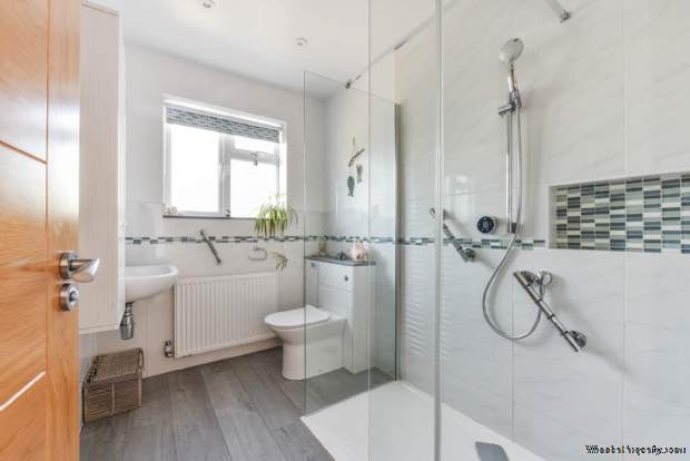 Additional Property Image 2 bedroom Detached Bungalow for sale in Chichester 15