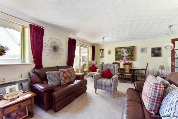 Additional Property Image 3 bedroom Detached Bungalow for sale in Chichester 2