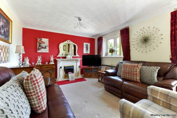 Additional Property Image 3 bedroom Detached Bungalow for sale in Chichester 6