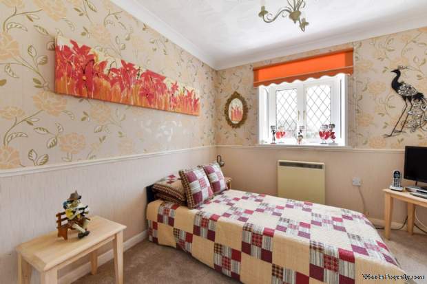 Additional Property Image 3 bedroom Detached Bungalow for sale in Chichester 8
