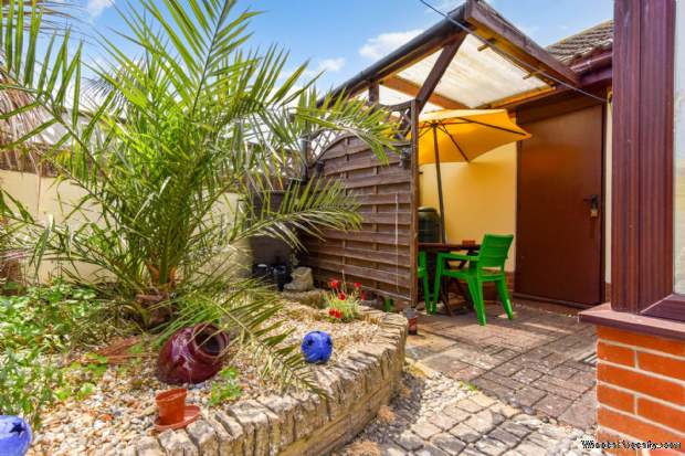 Additional Property Image 3 bedroom Detached Bungalow for sale in Chichester 15