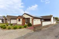 3 bedroom Detached Bungalow for sale in Chichester