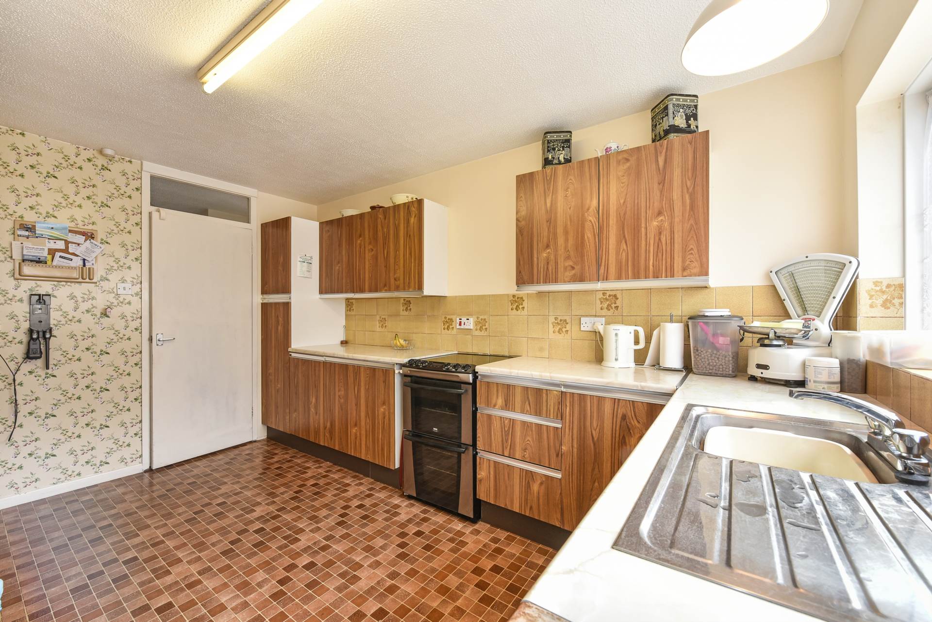 Additional Property Image 3 bedroom Detached Bungalow for sale in Chichester 5