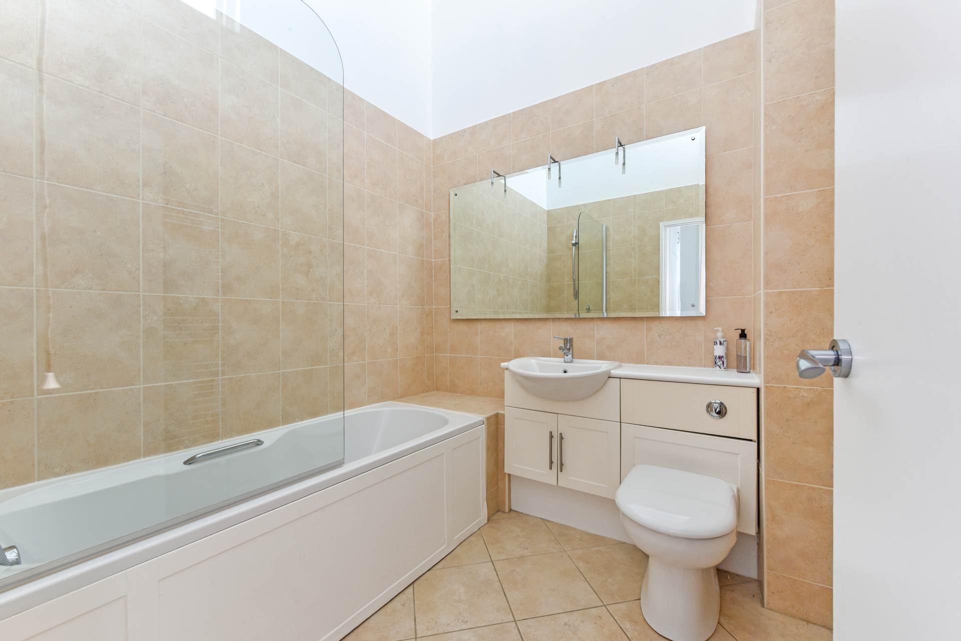 Additional Property Image 3 bedroom Terraced for sale in Chichester 13