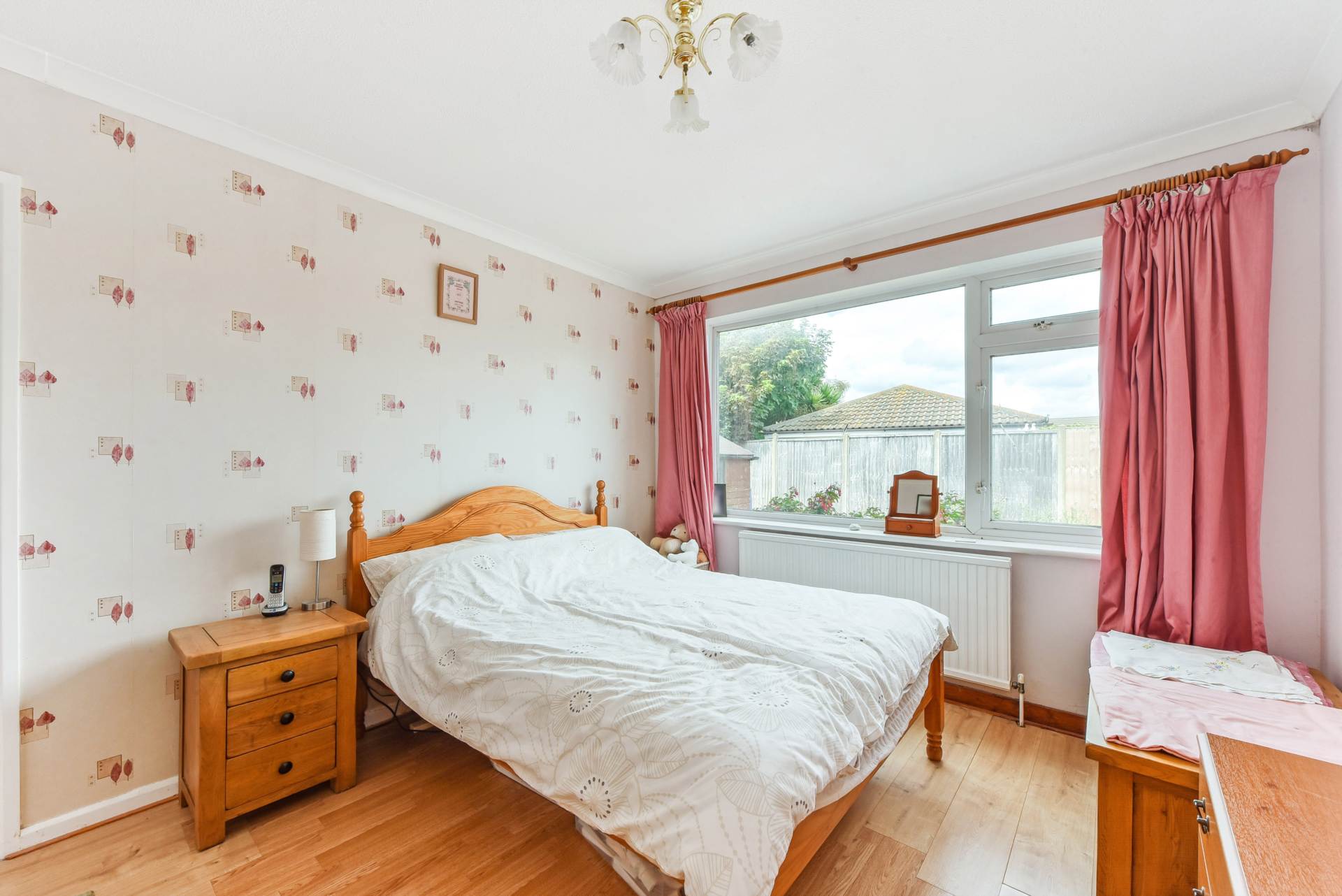 Additional Property Image 2 bedroom Detached Bungalow for sale in Chichester 9