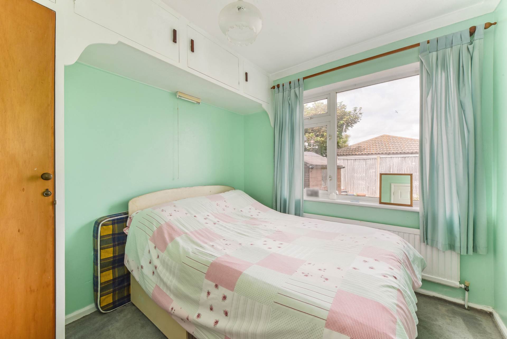 Additional Property Image 2 bedroom Detached Bungalow for sale in Chichester 11