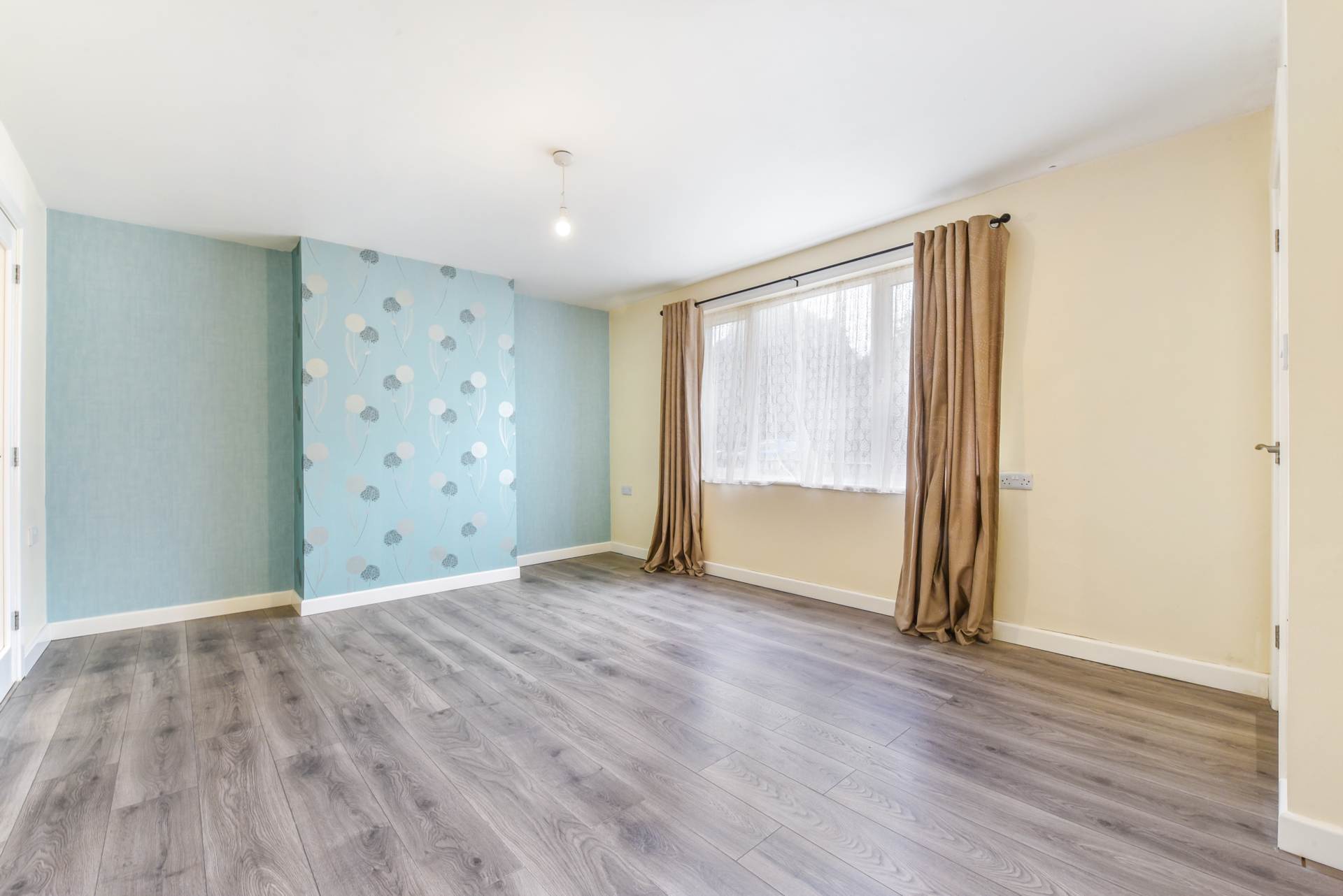 Additional Property Image 4 bedroom Semi Detached for sale in Chichester 4