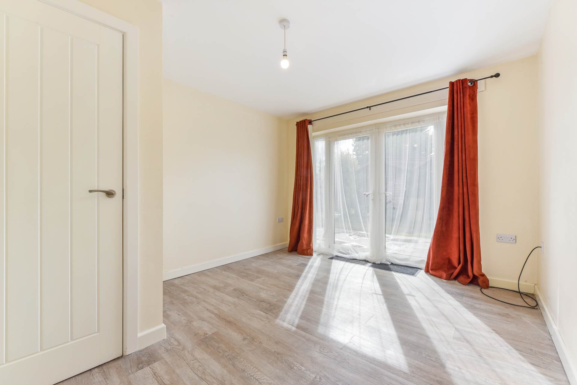 Additional Property Image 4 bedroom Semi Detached for sale in Chichester 8
