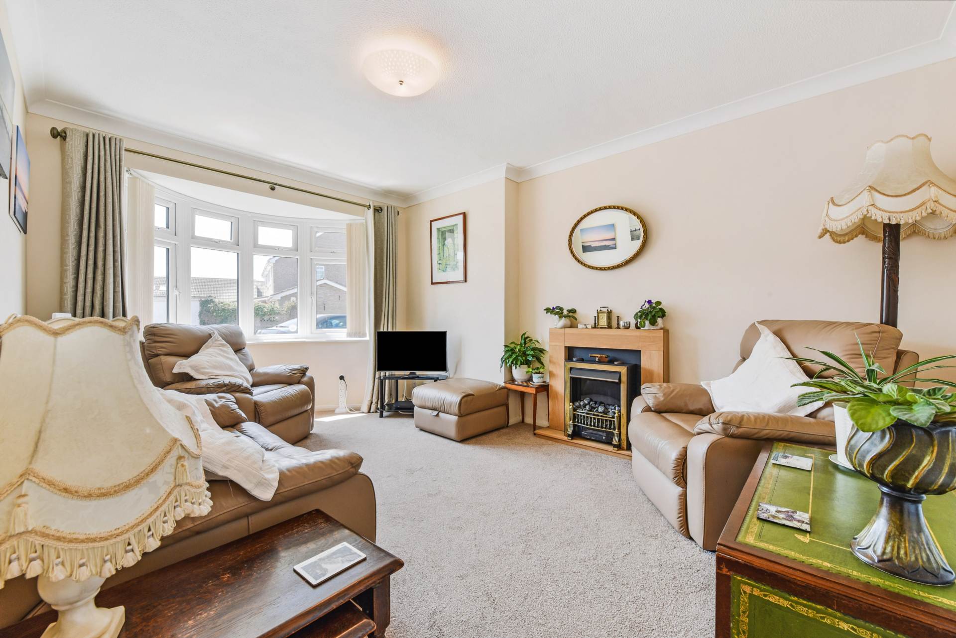 Additional Property Image 2 bedroom Detached Bungalow for sale in Chichester 2