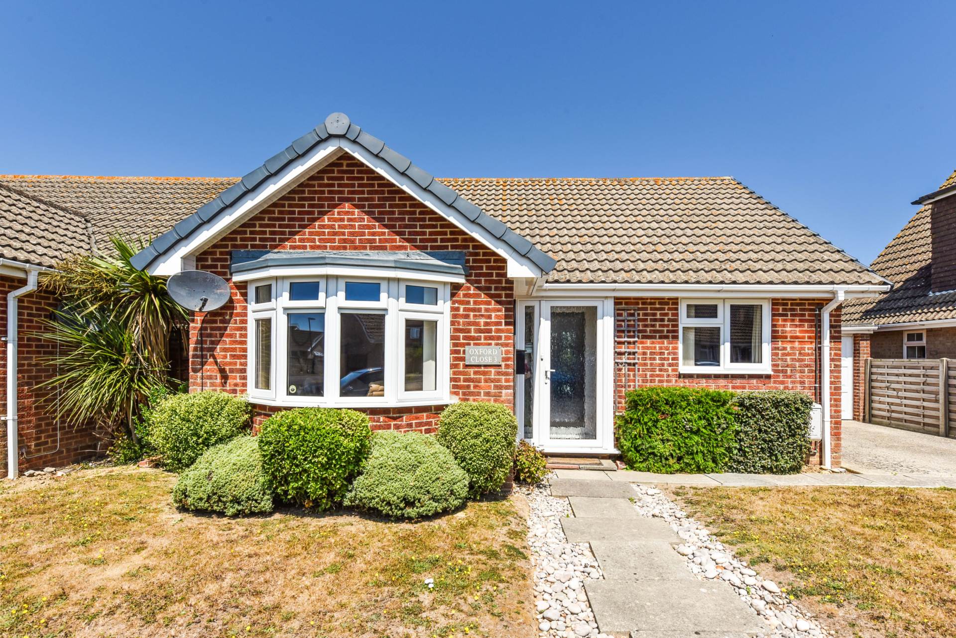 Additional Property Image 2 bedroom Detached Bungalow for sale in Chichester 17