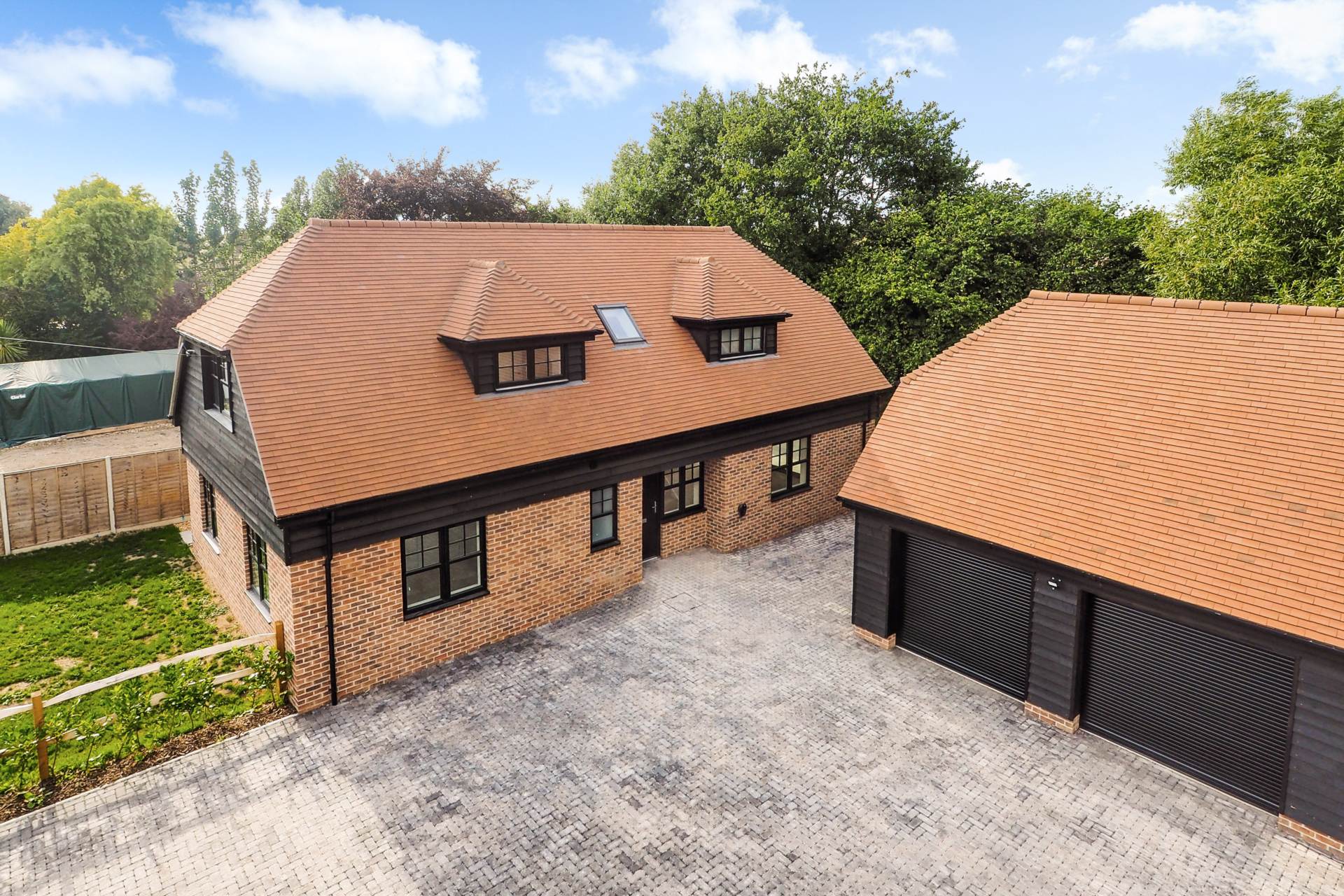 4 bedroom Detached for sale in Chichester