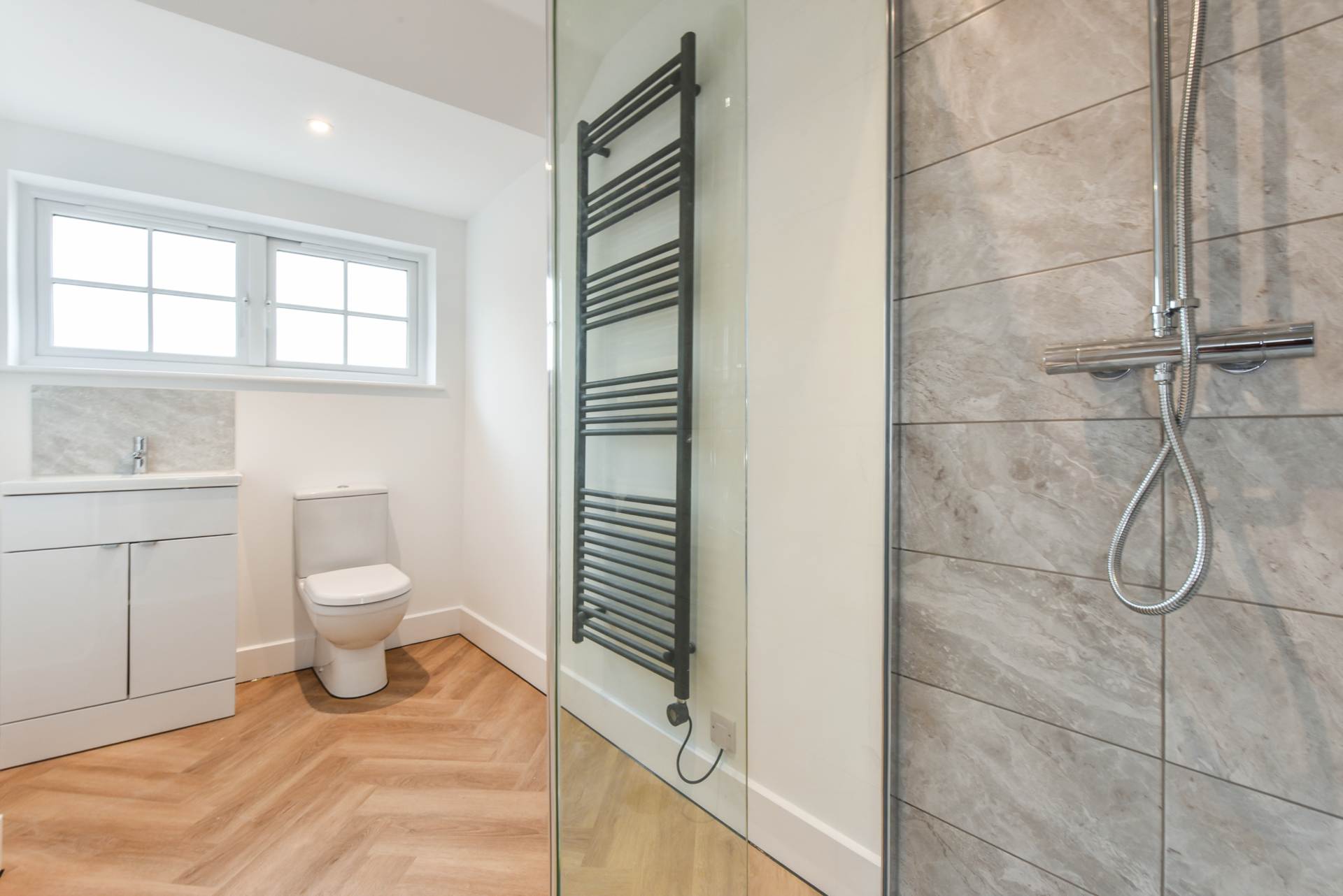 Additional Property Image 4 bedroom Detached for sale in Chichester 12
