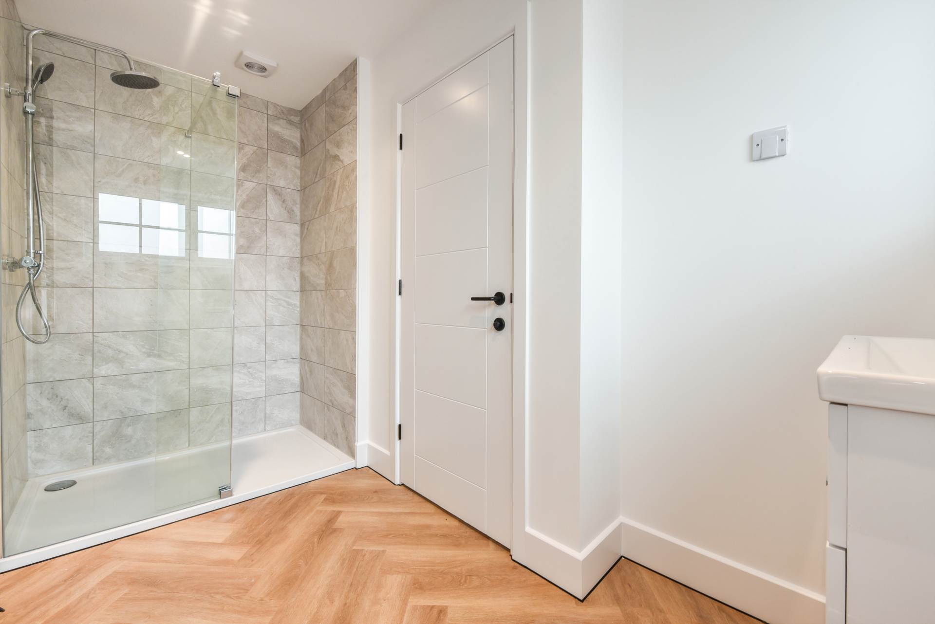 Additional Property Image 4 bedroom Detached for sale in Chichester 13