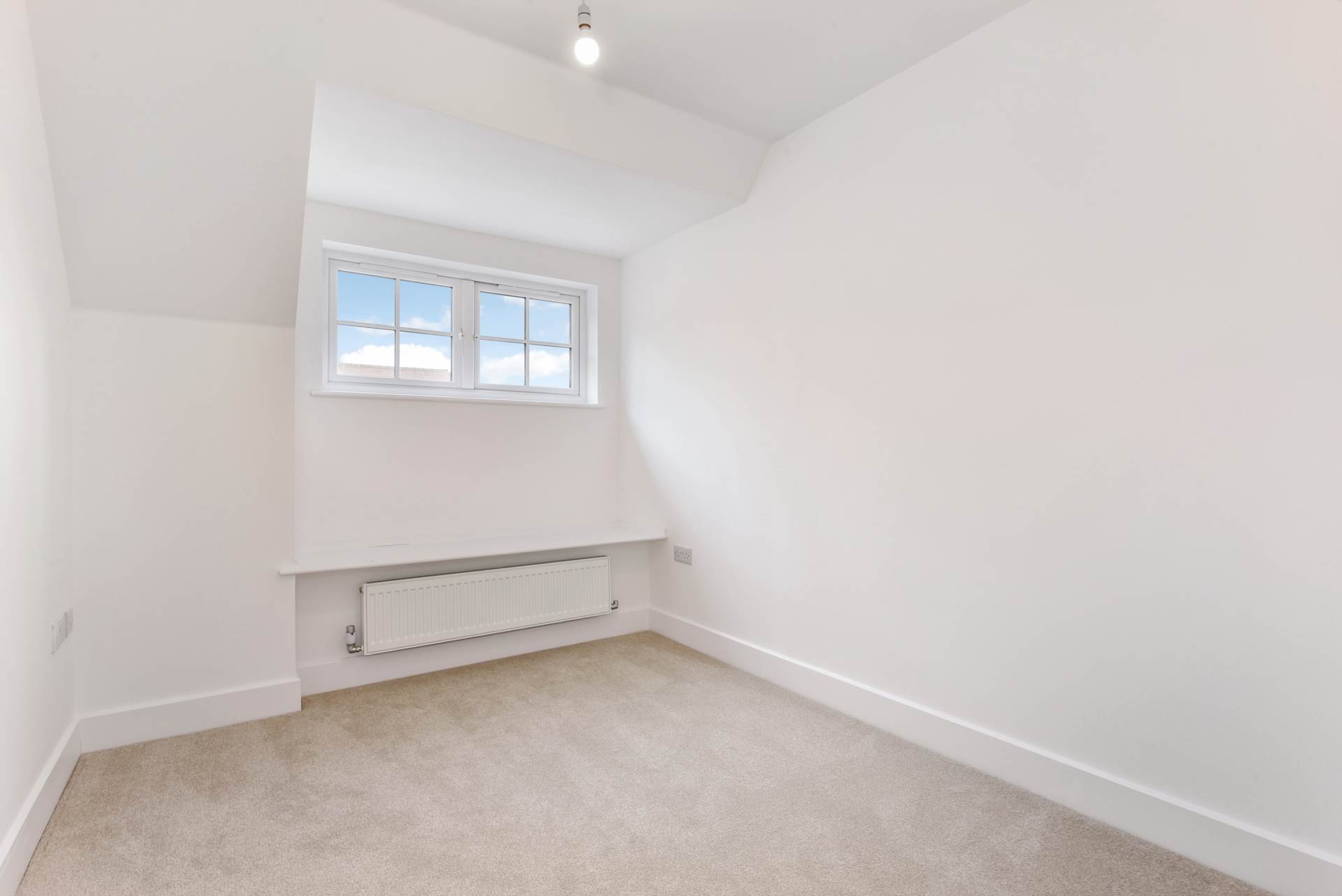 Additional Property Image 4 bedroom Detached for sale in Chichester 16