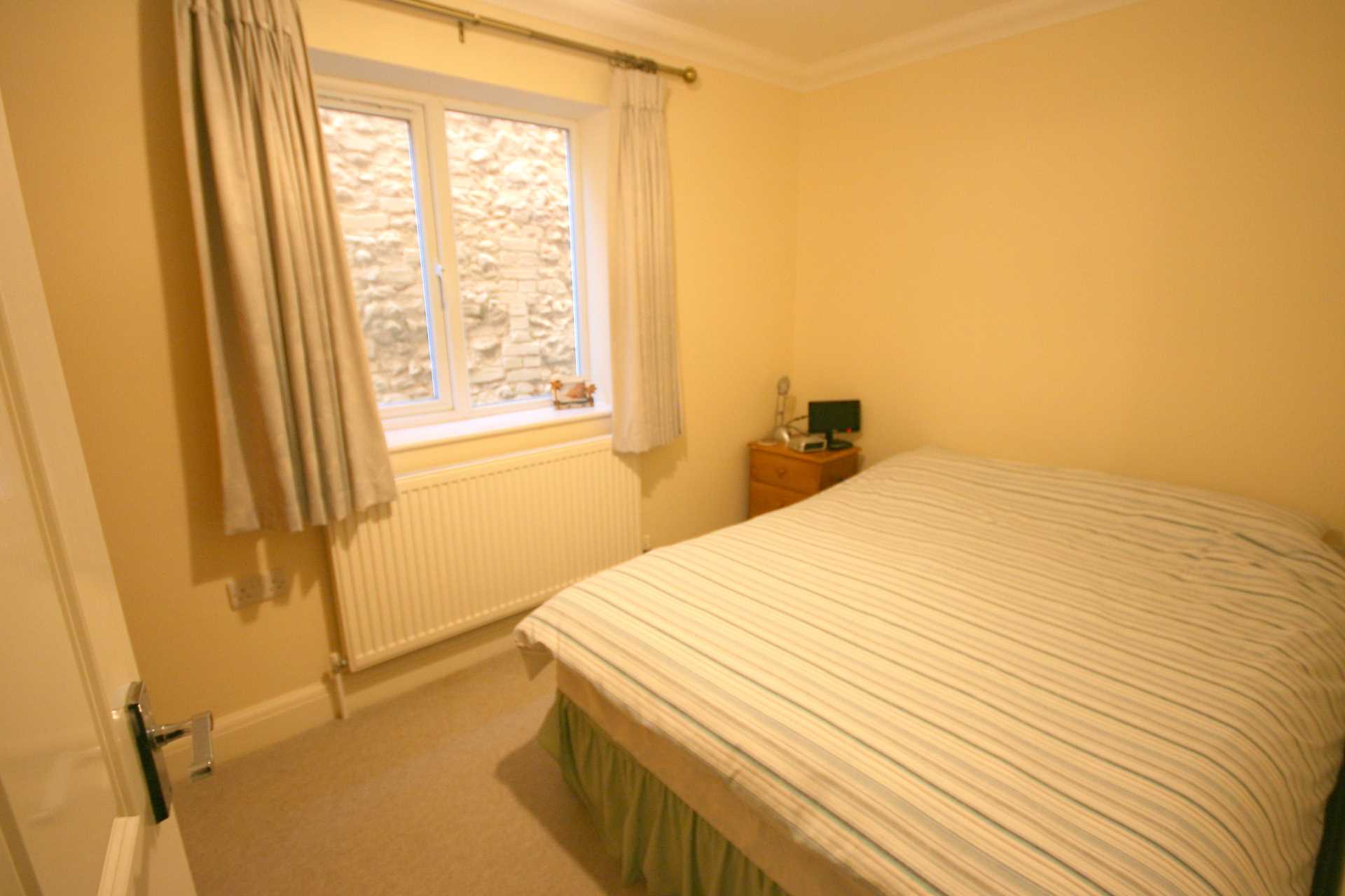 Additional Property Image 2 bedroom Flat to rent in Chichester 8