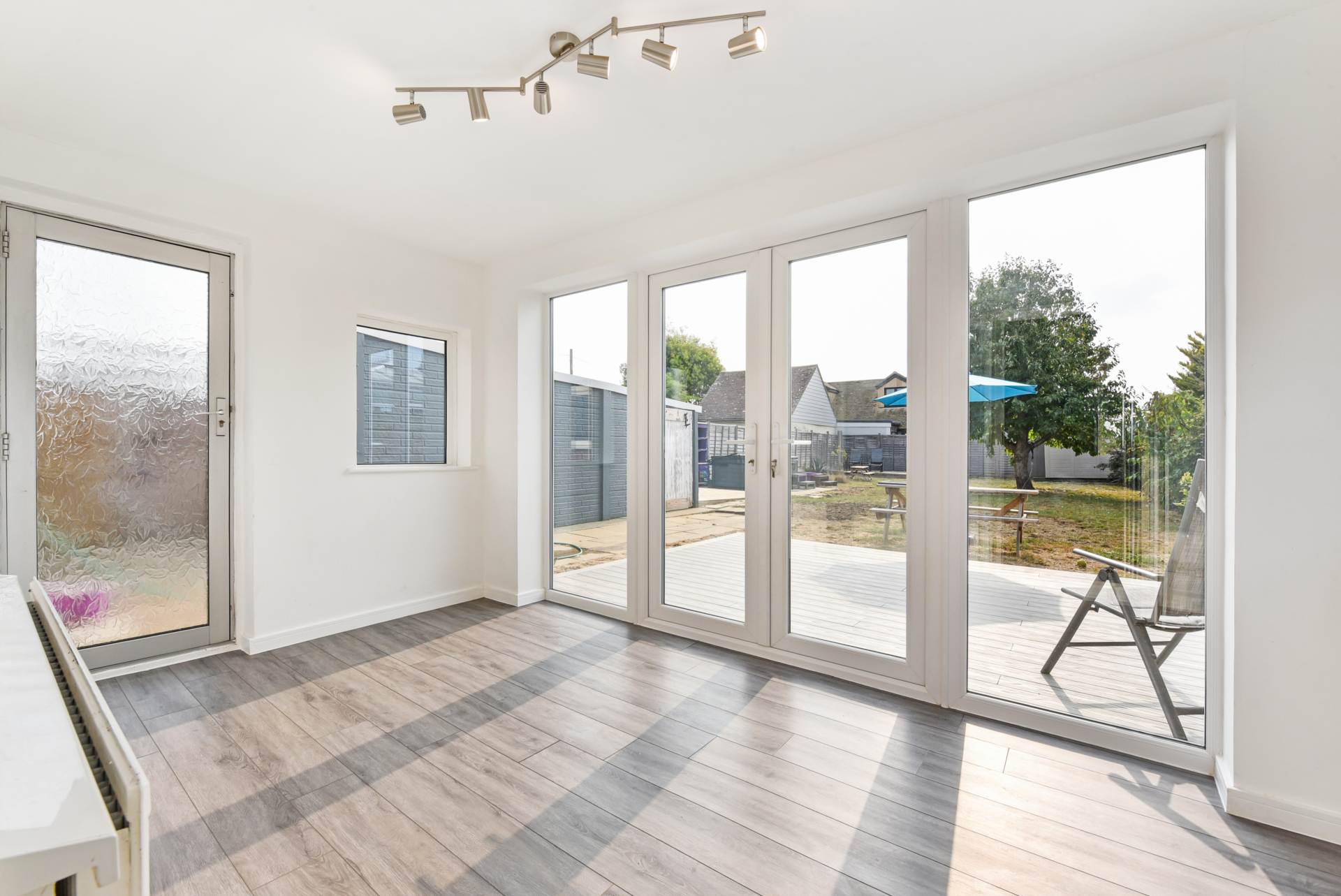 Additional Property Image 2 bedroom Detached Bungalow for sale in Chichester 7