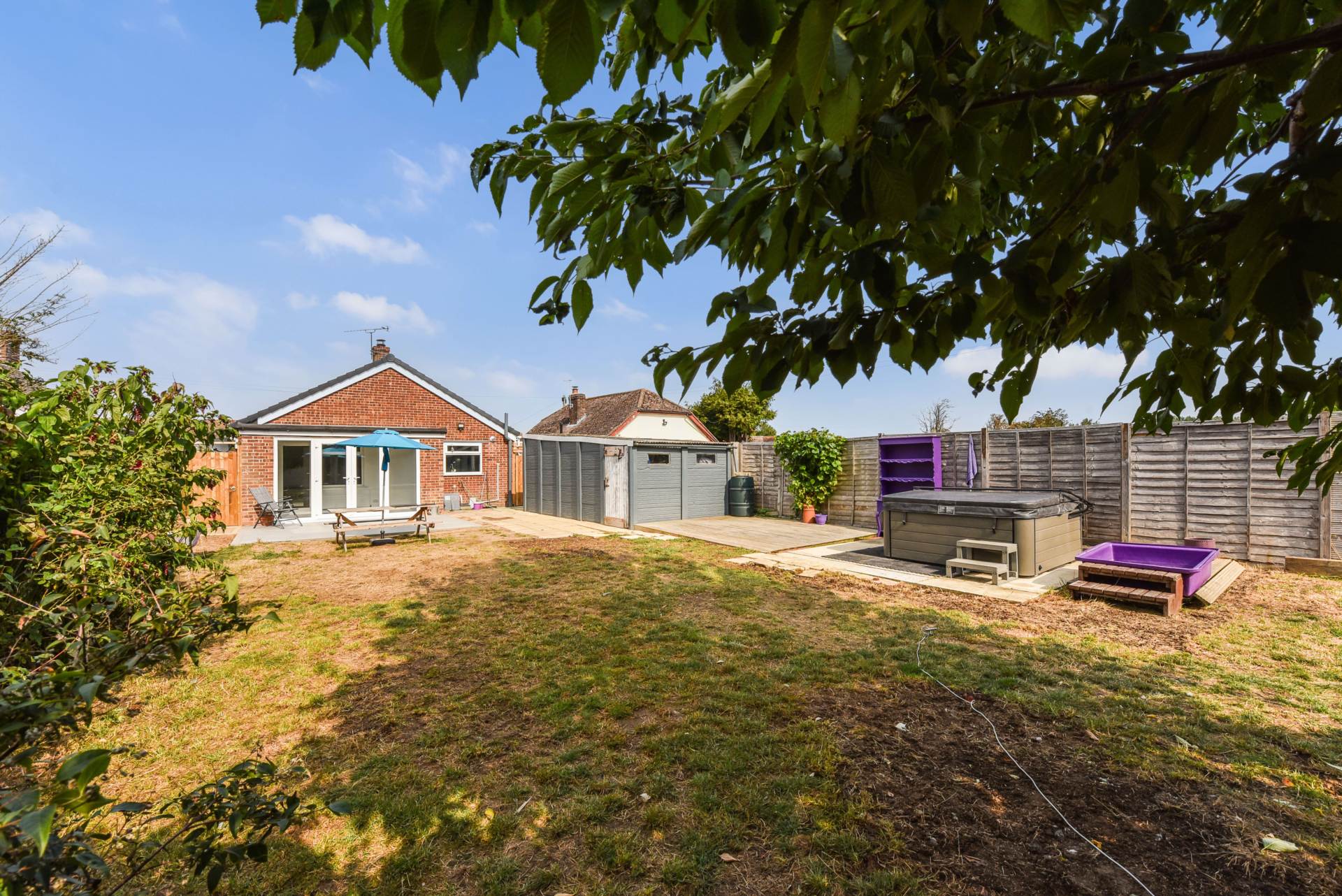 Additional Property Image 2 bedroom Detached Bungalow for sale in Chichester 24