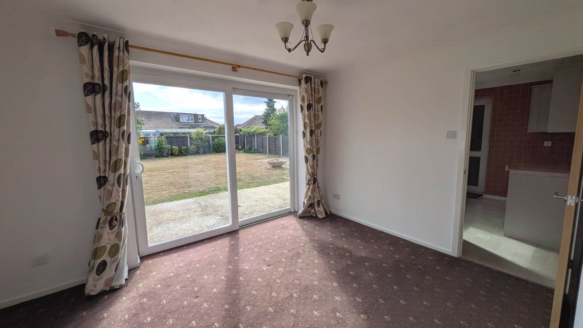 Additional Property Image 3 bedroom Link Detached House to rent in Chichester 4