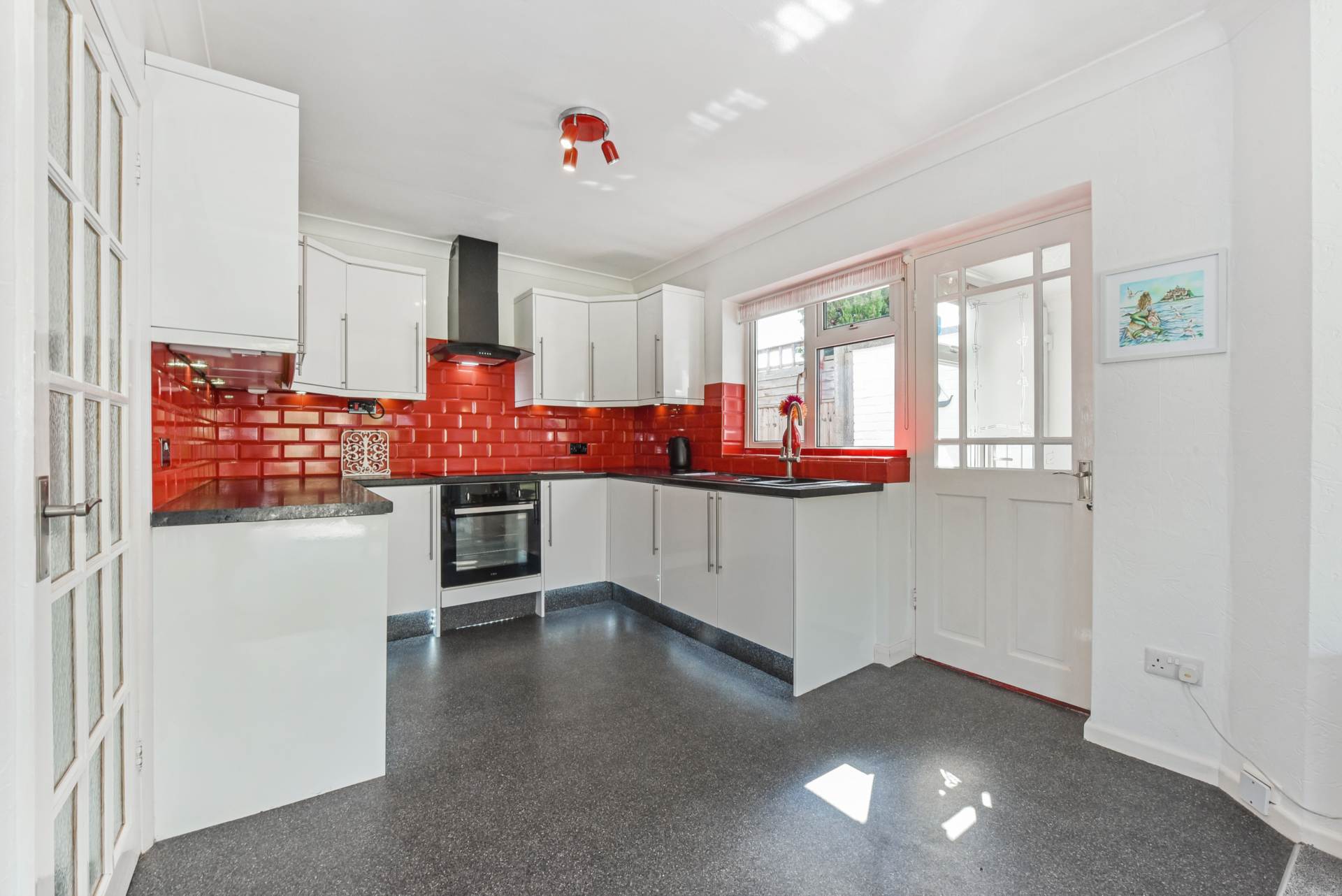 Additional Property Image 3 bedroom Detached Bungalow for sale in Chichester 4