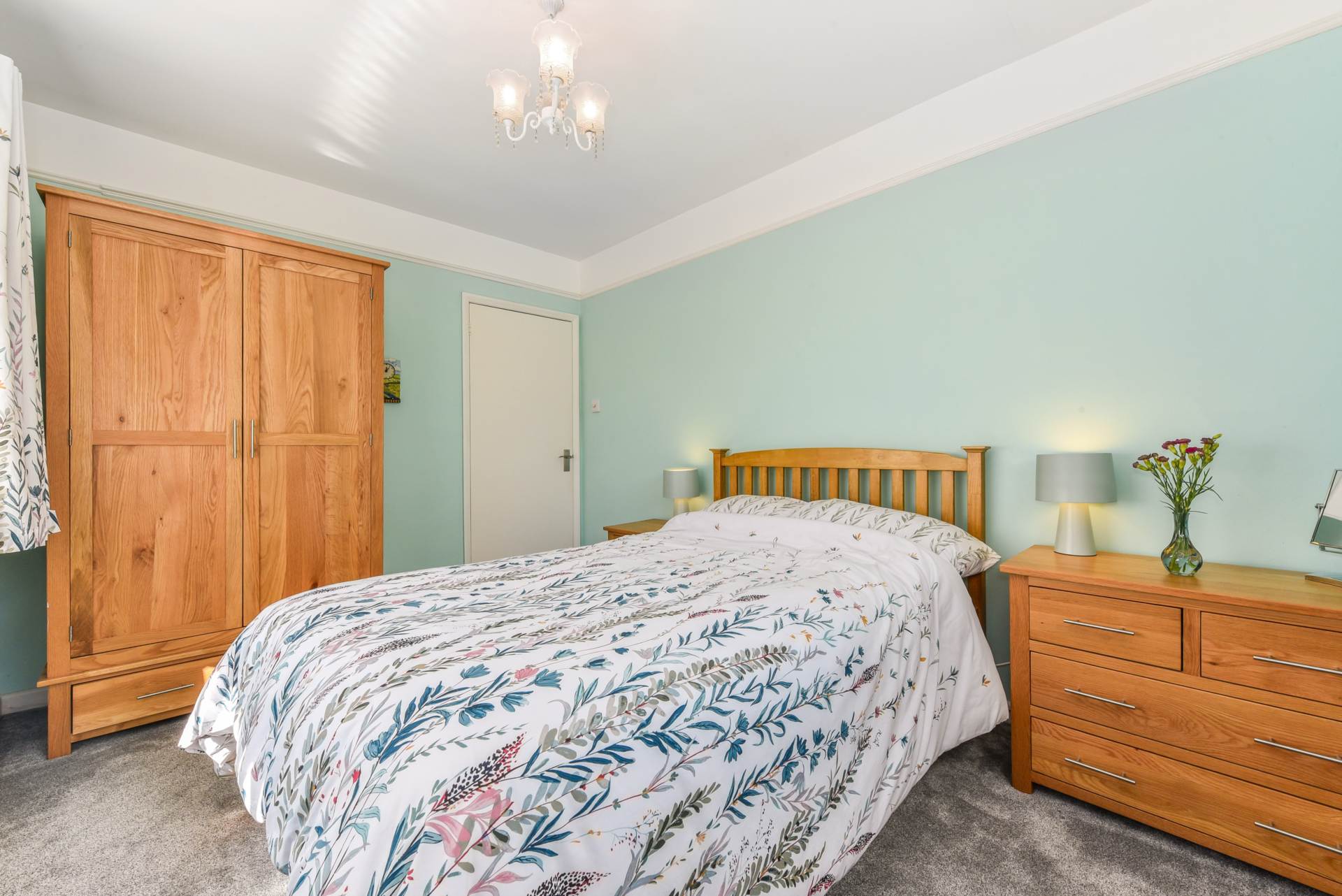 Additional Property Image 3 bedroom Detached Bungalow for sale in Chichester 10