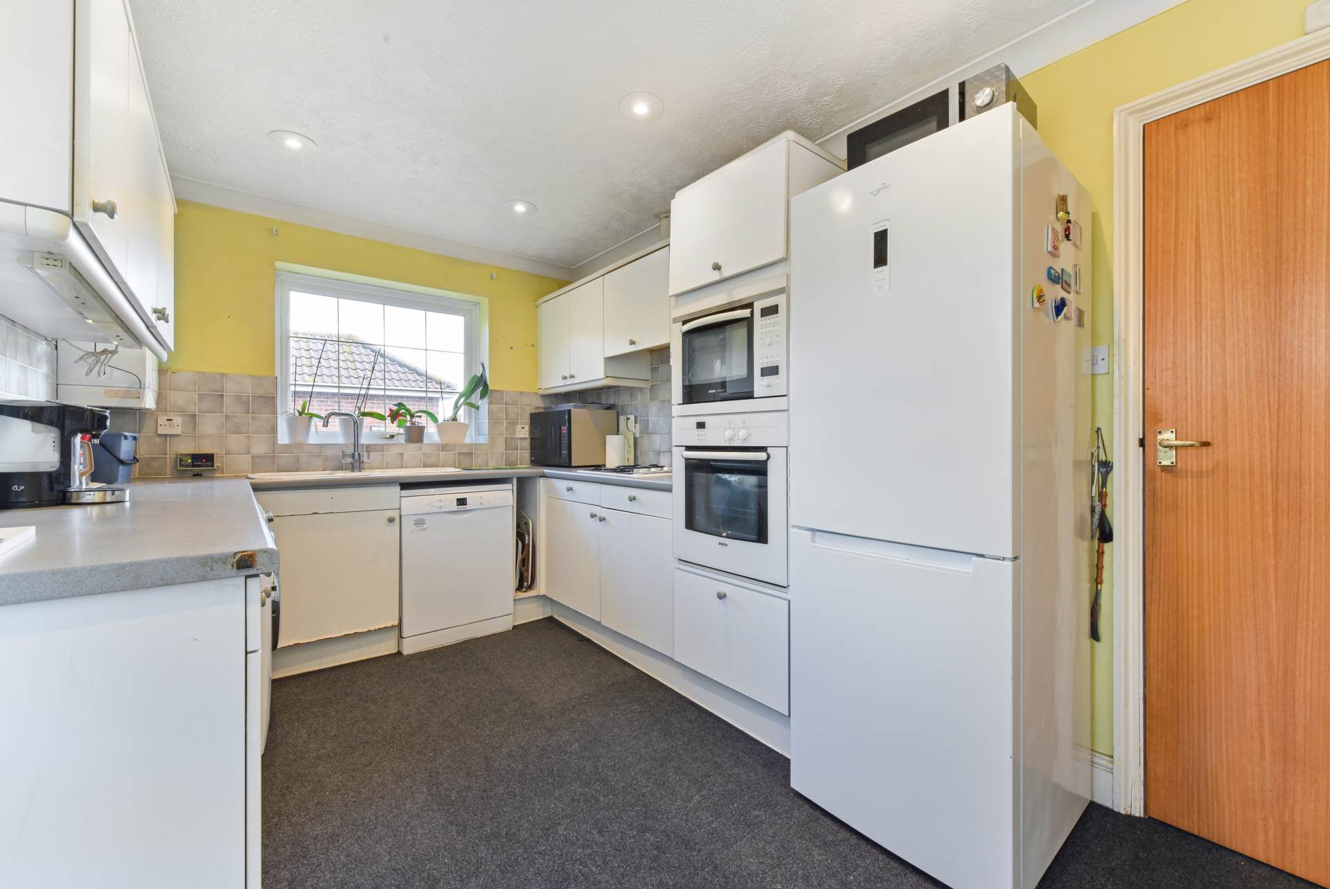 Additional Property Image 4 bedroom Detached Bungalow for sale in Chichester 6