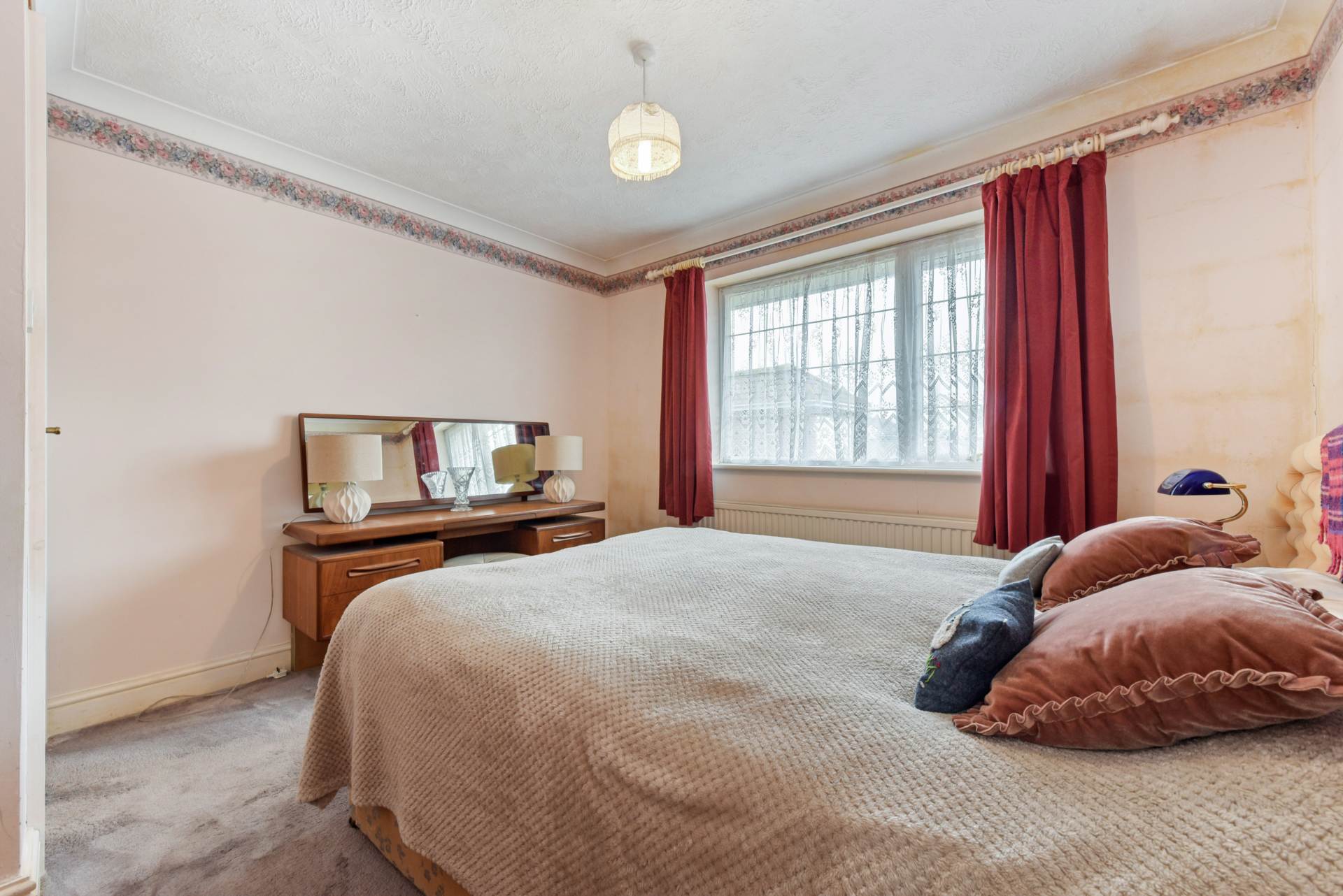 Additional Property Image 4 bedroom Detached Bungalow for sale in Chichester 10