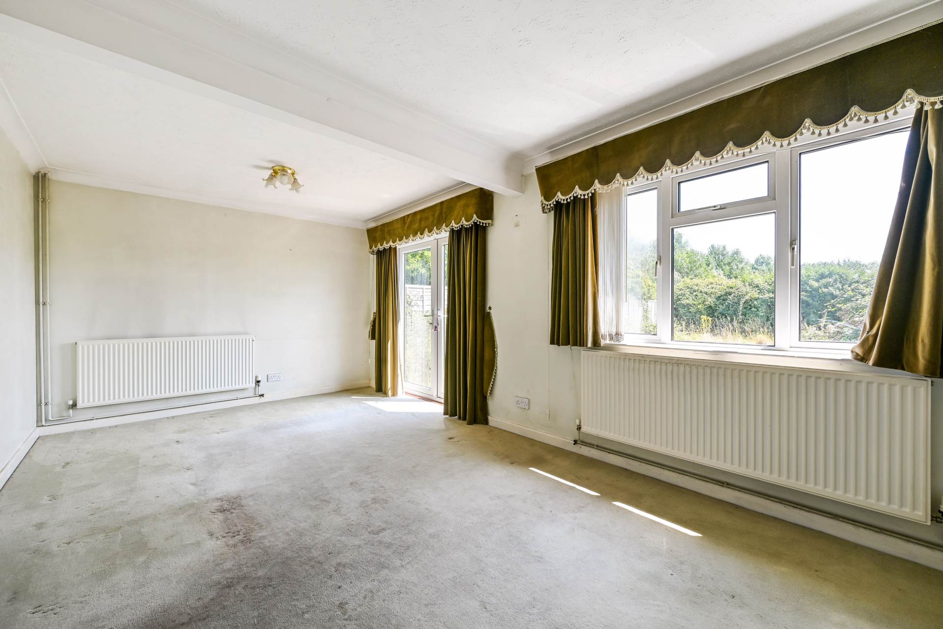 Additional Property Image 5 bedroom Detached for sale in Chichester 4