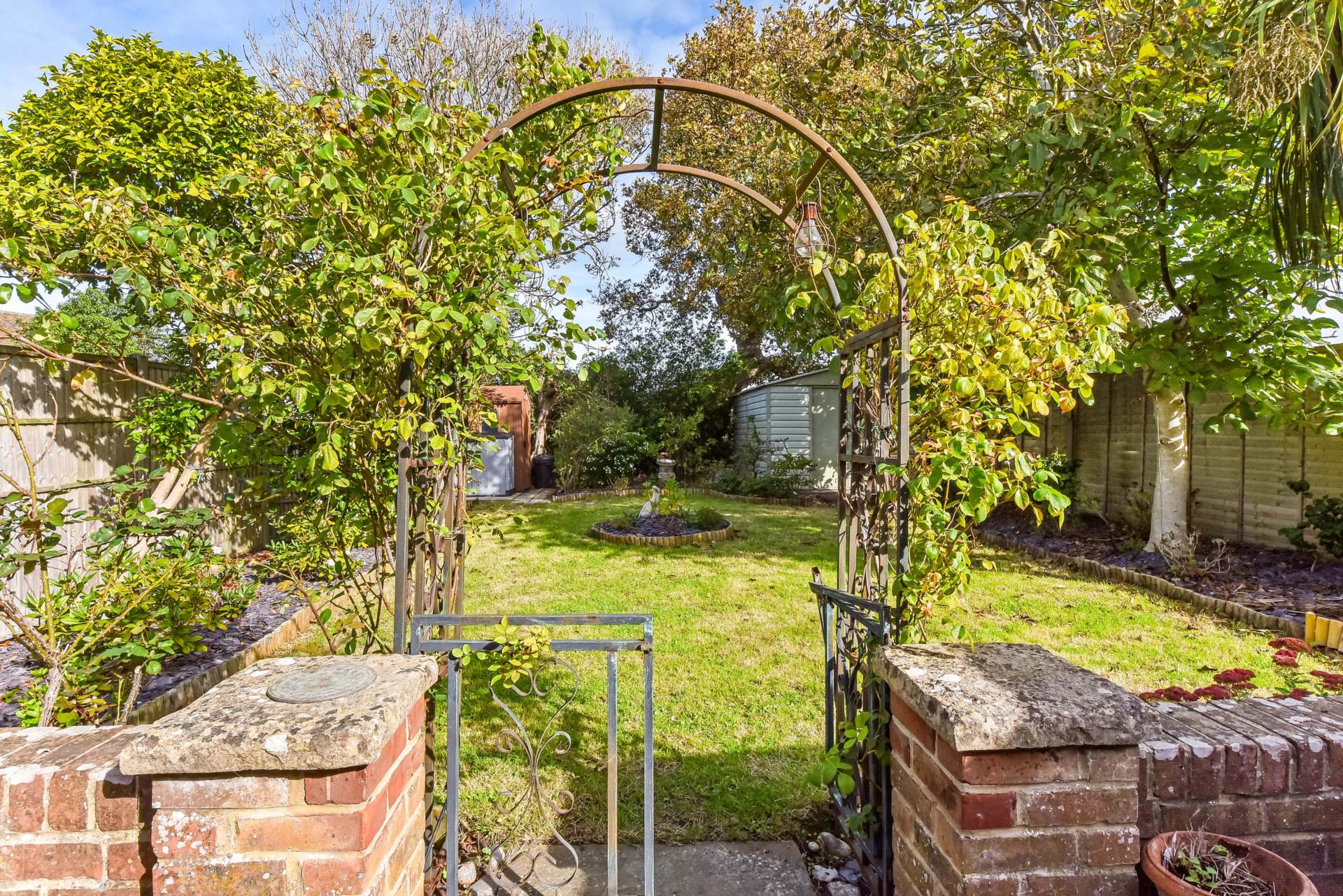 Additional Property Image 2 bedroom Detached Bungalow for sale in Chichester 16