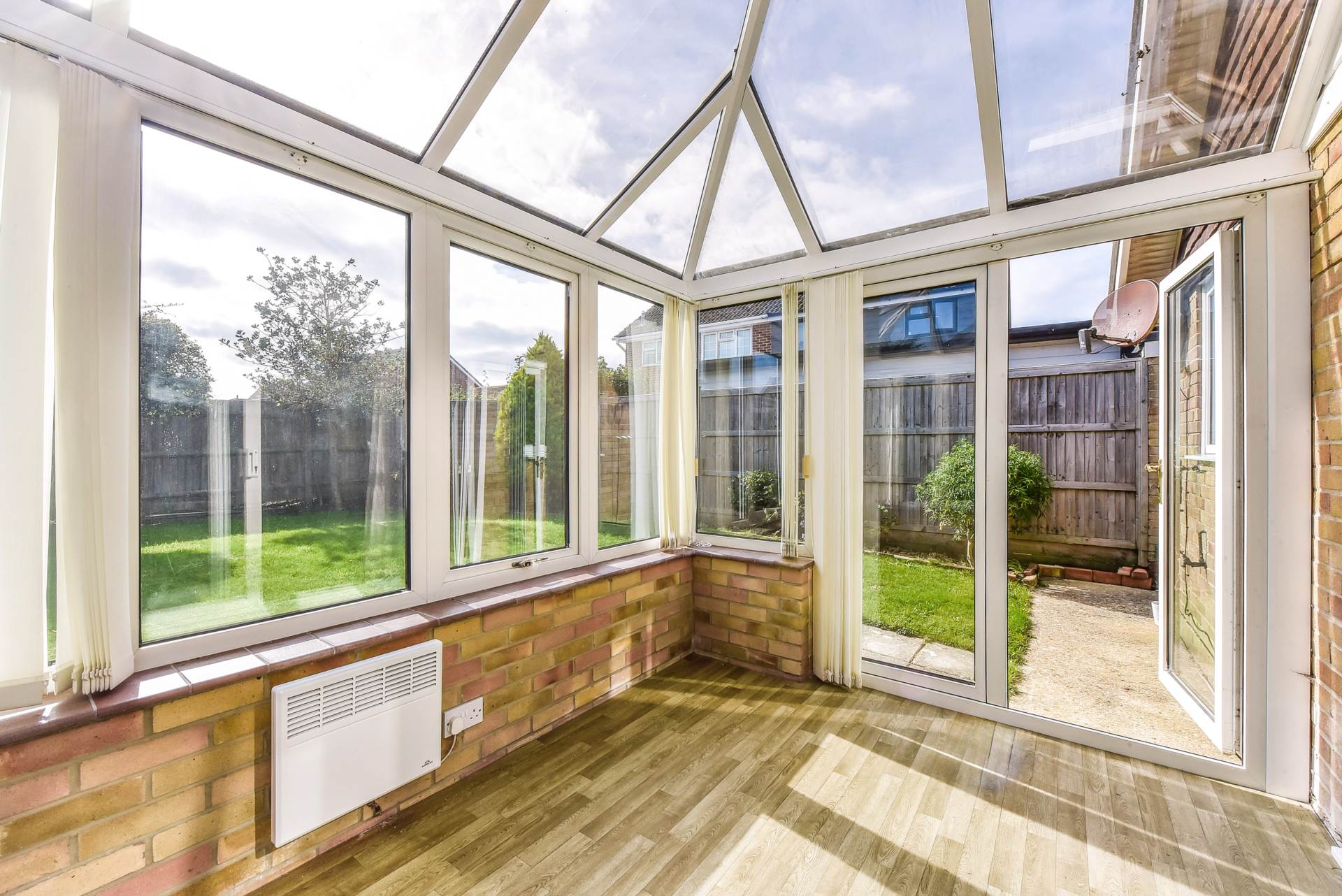 Additional Property Image 2 bedroom Detached Bungalow for sale in Chichester 9