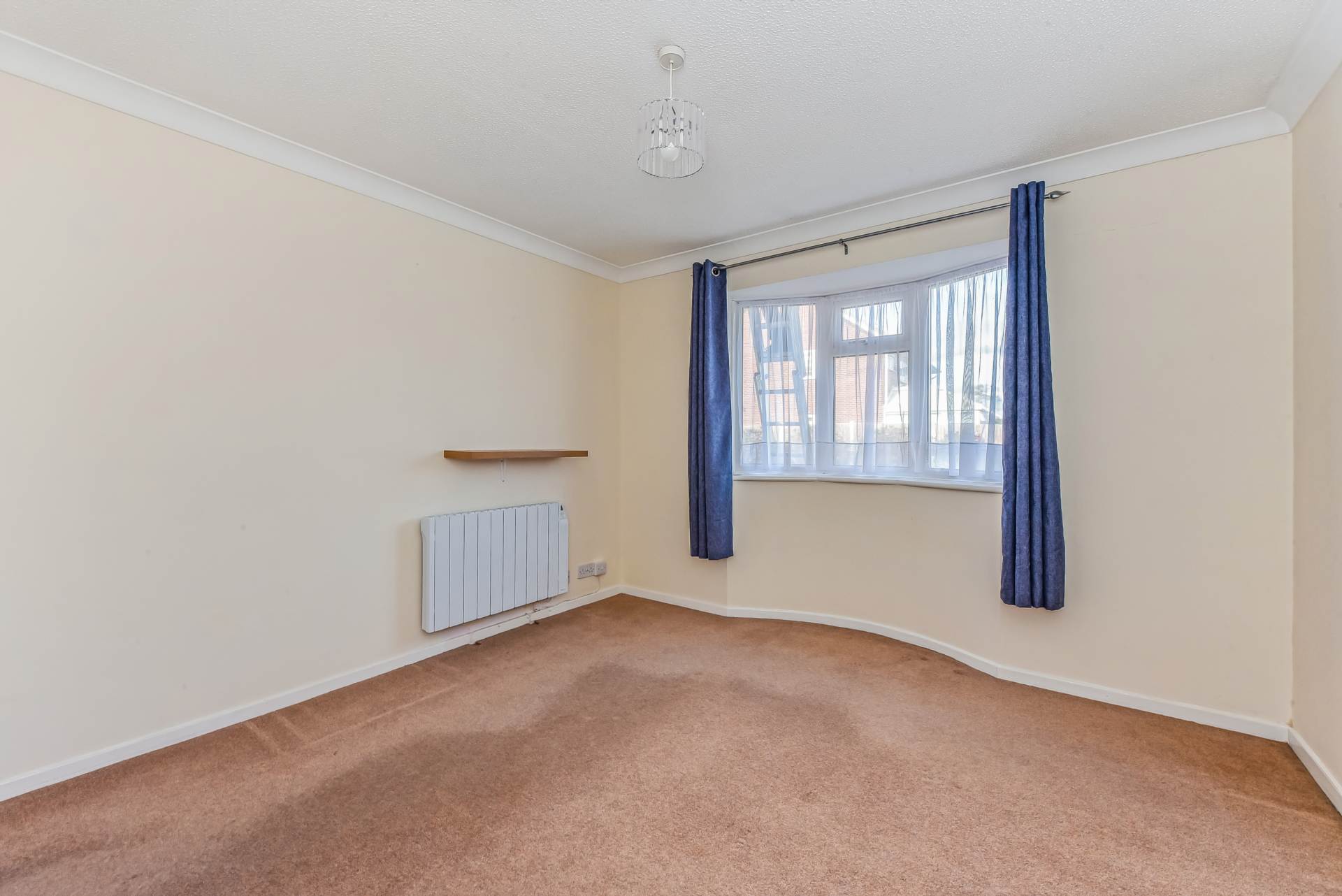 Additional Property Image 2 bedroom Detached Bungalow for sale in Chichester 10
