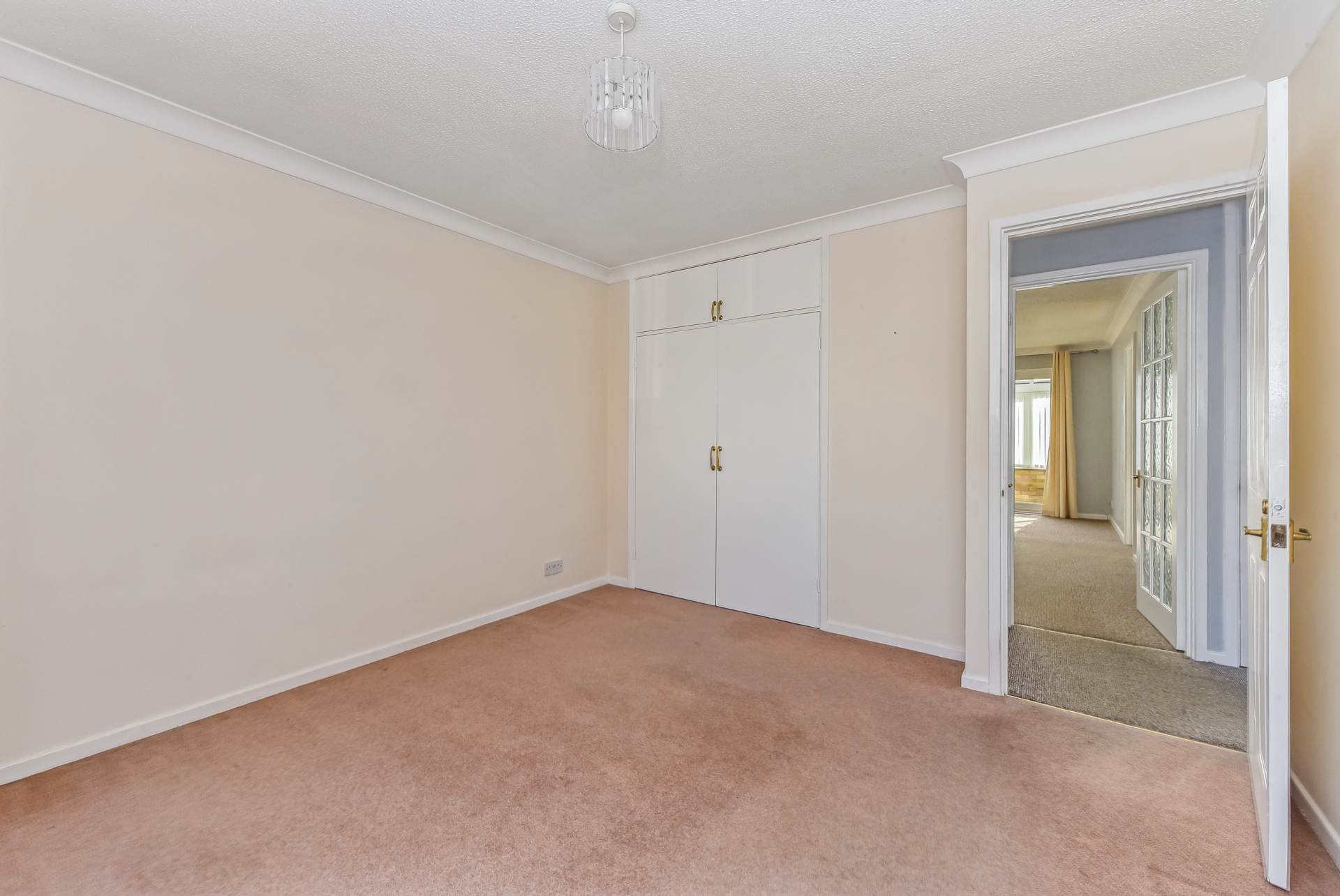 Additional Property Image 2 bedroom Detached Bungalow for sale in Chichester 11